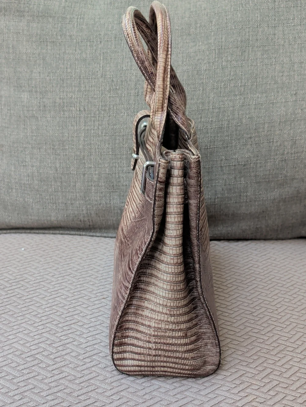 Furla Textured Brown Leather Structured Handbag w COA - Picture 4 of 10